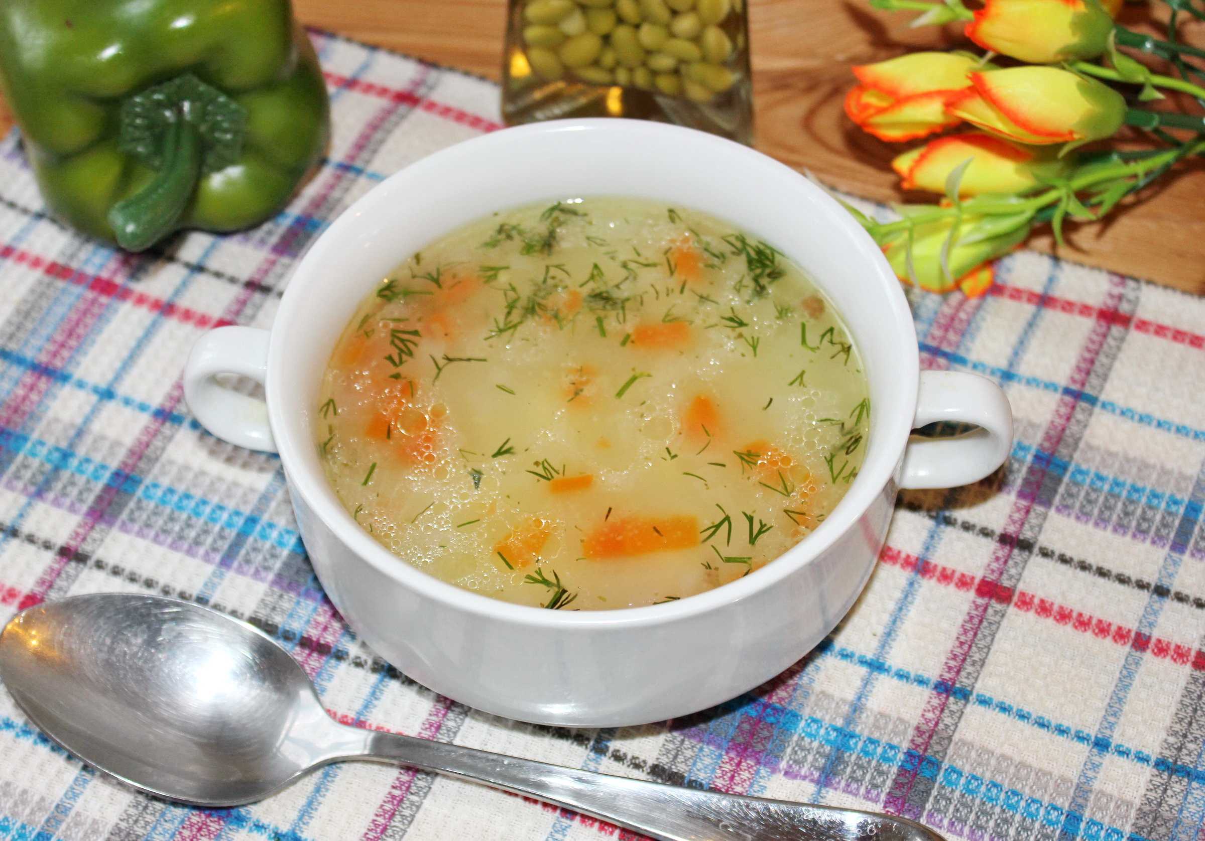Как сварить суп с рисом и картошкой. Овощной суп. Для супа. Супы на овощном отваре. Суп для детей.