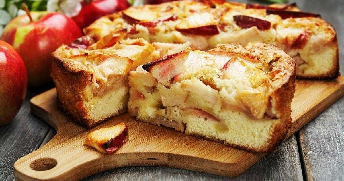 10 лучших рецептов шарлотки с яблоками