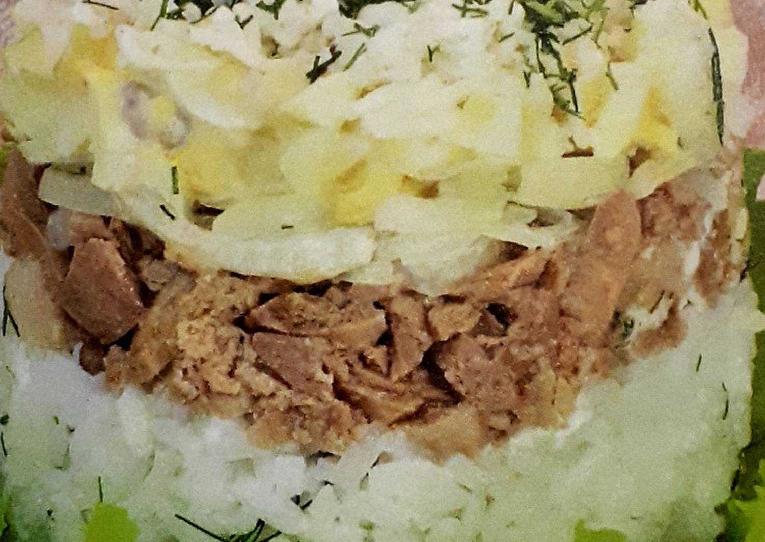 Салат из печени трески классический слоями с фото пошагово рецепт