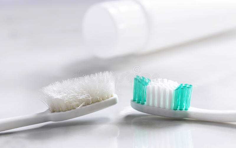 Полезные приспособления из старых зубных щеток своими руками: советы
