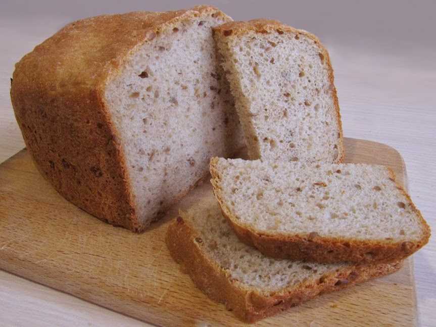 Рецепт хлеба из цельнозерновой муки на закваске. Хлеб хмелевой бездрожжевой. Хлеб на хмелевой закваске. Хлеб пшеничный на ржаной хмелевой закваске. Хлеб на хмелевых дрожжах.